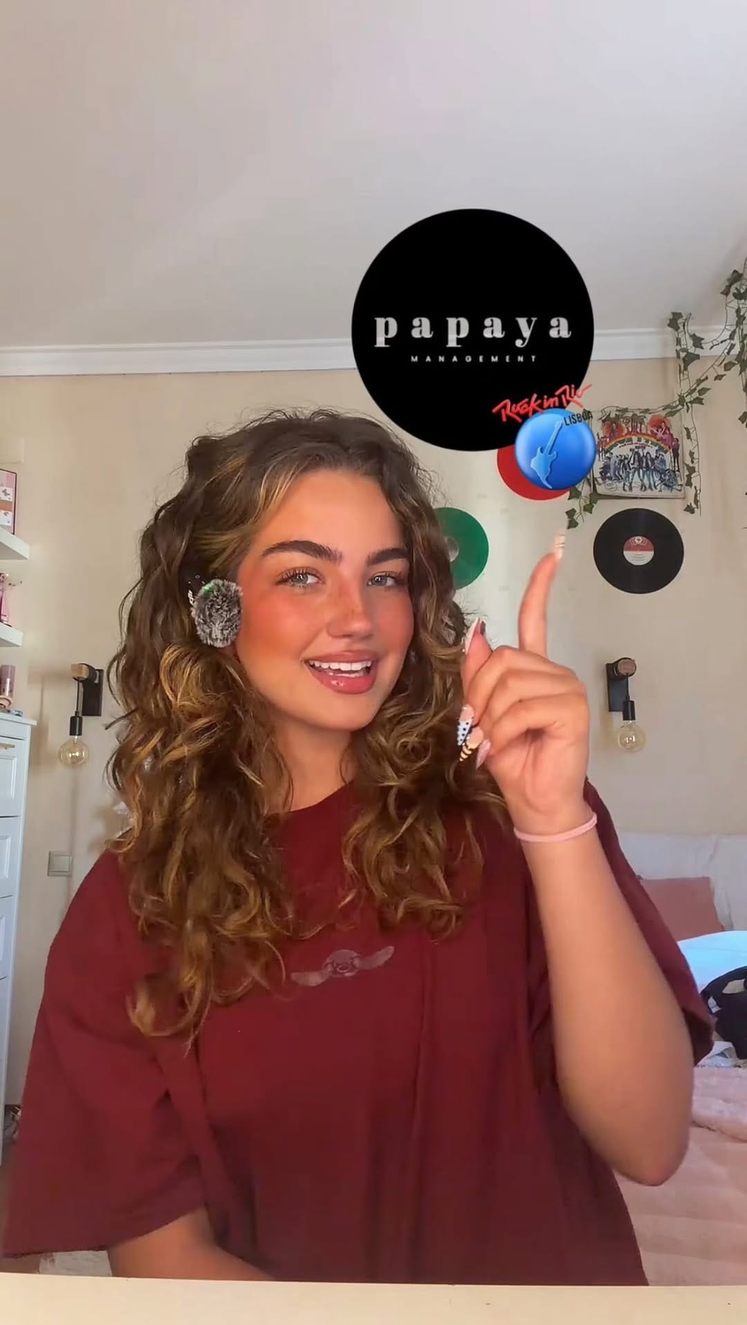 Post 1 by Sara Victorino on Instagram (video)