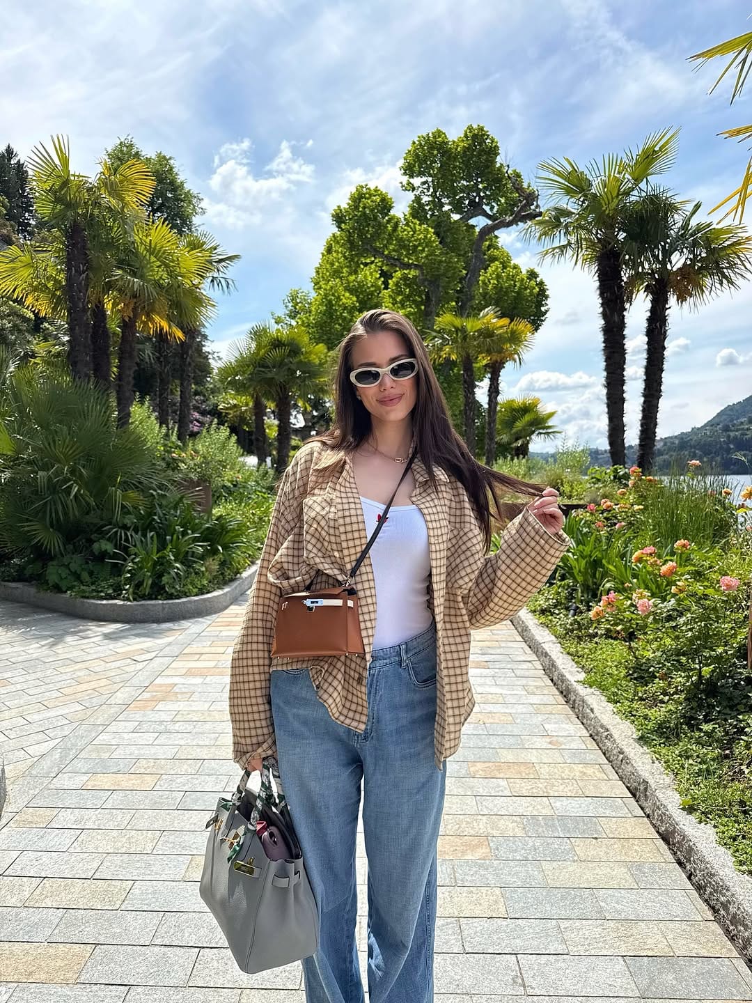 Post 4 by 🦋 LENA POSCH 🦋 on Instagram (carousel)
