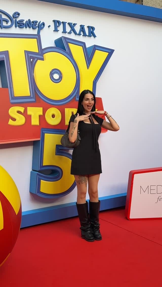 Post 2 by Sara.disturco on Instagram (video)