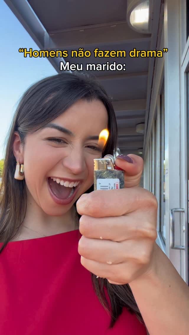 Post 5 by Larissa Oliveira on Instagram (video)