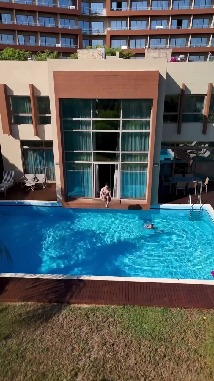 Post 10 by Max Haase - German Travel Influencer 🇩🇪 on Instagram (video)
