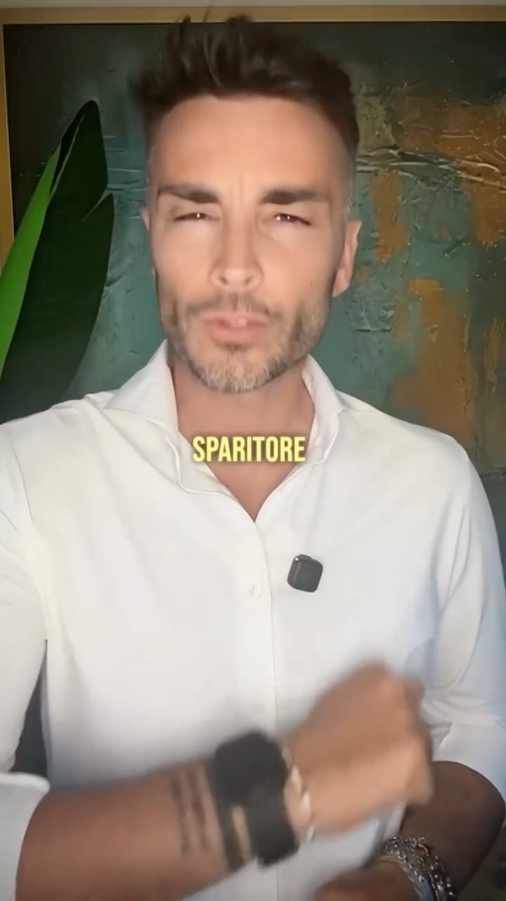 Post 2 by Fabio De Vivo on Instagram (video)