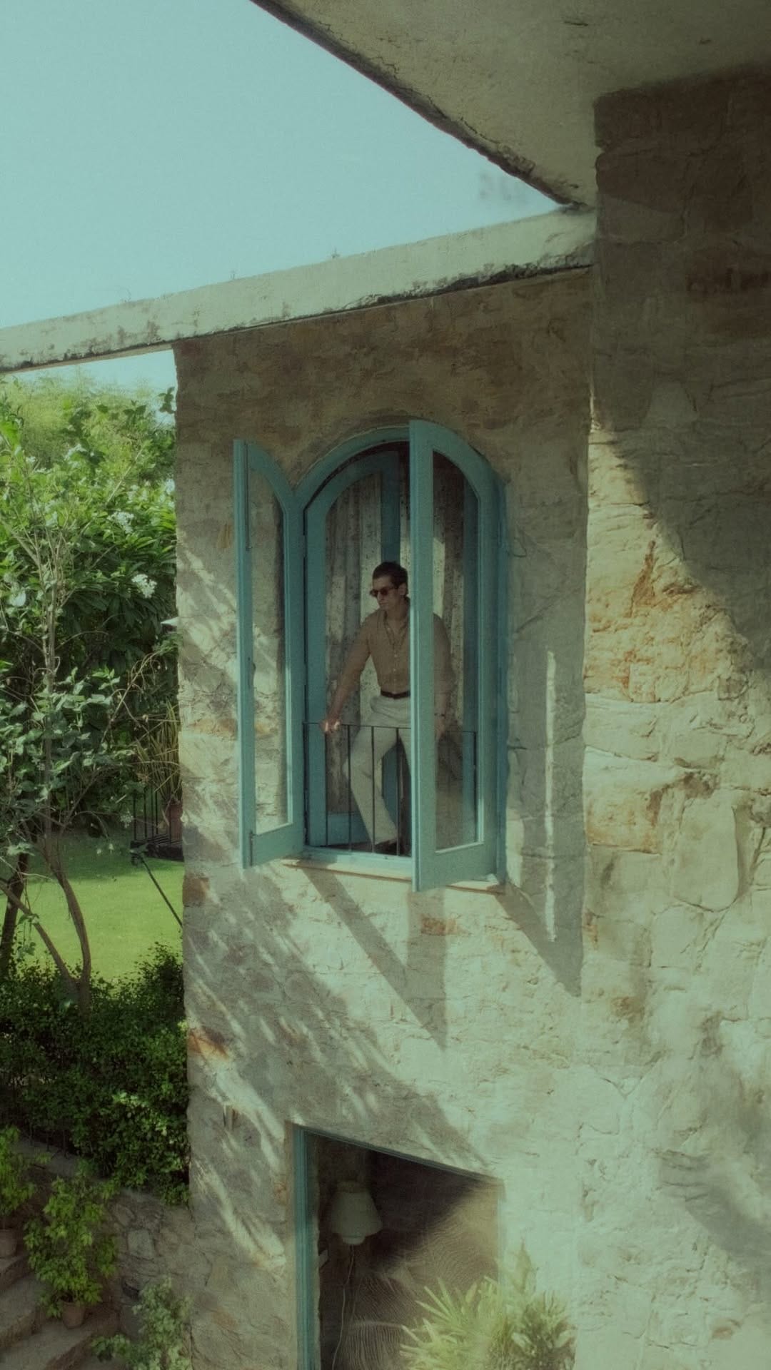 Post 1 by Vipul Juneja on Instagram (video)