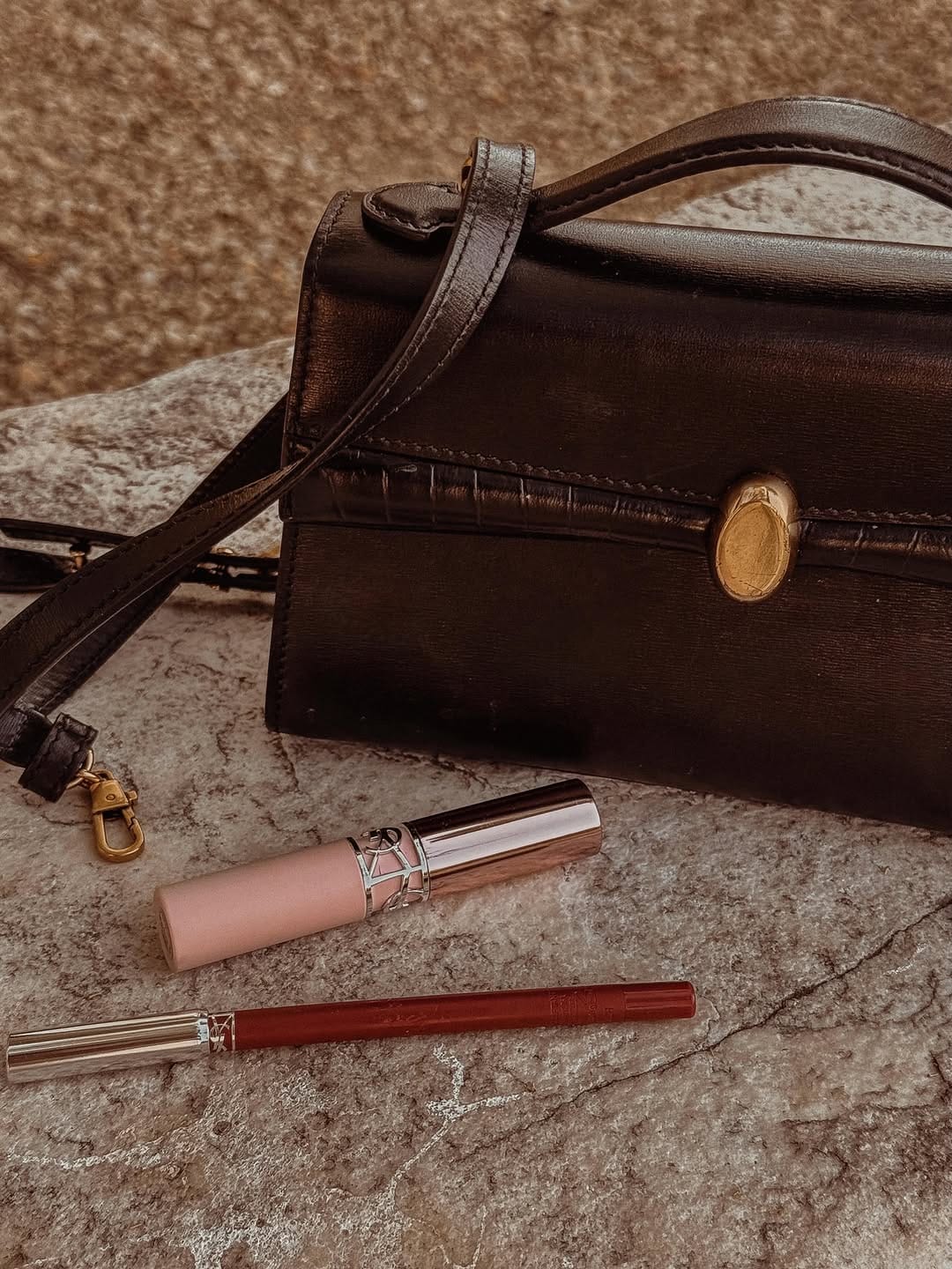 Post 5 by Arezia Esposito on Instagram (image)