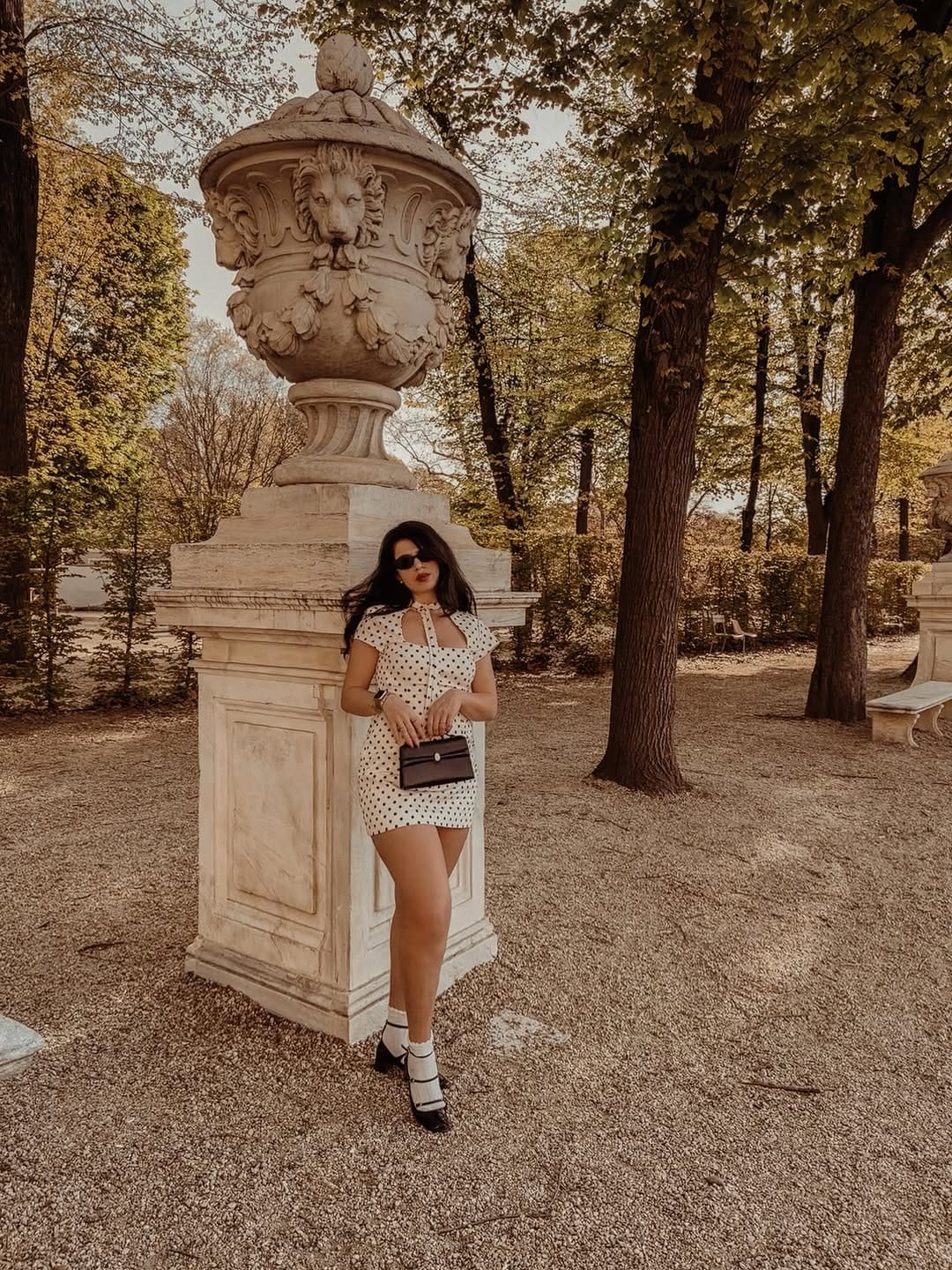 Post 6 by Arezia Esposito on Instagram (image)
