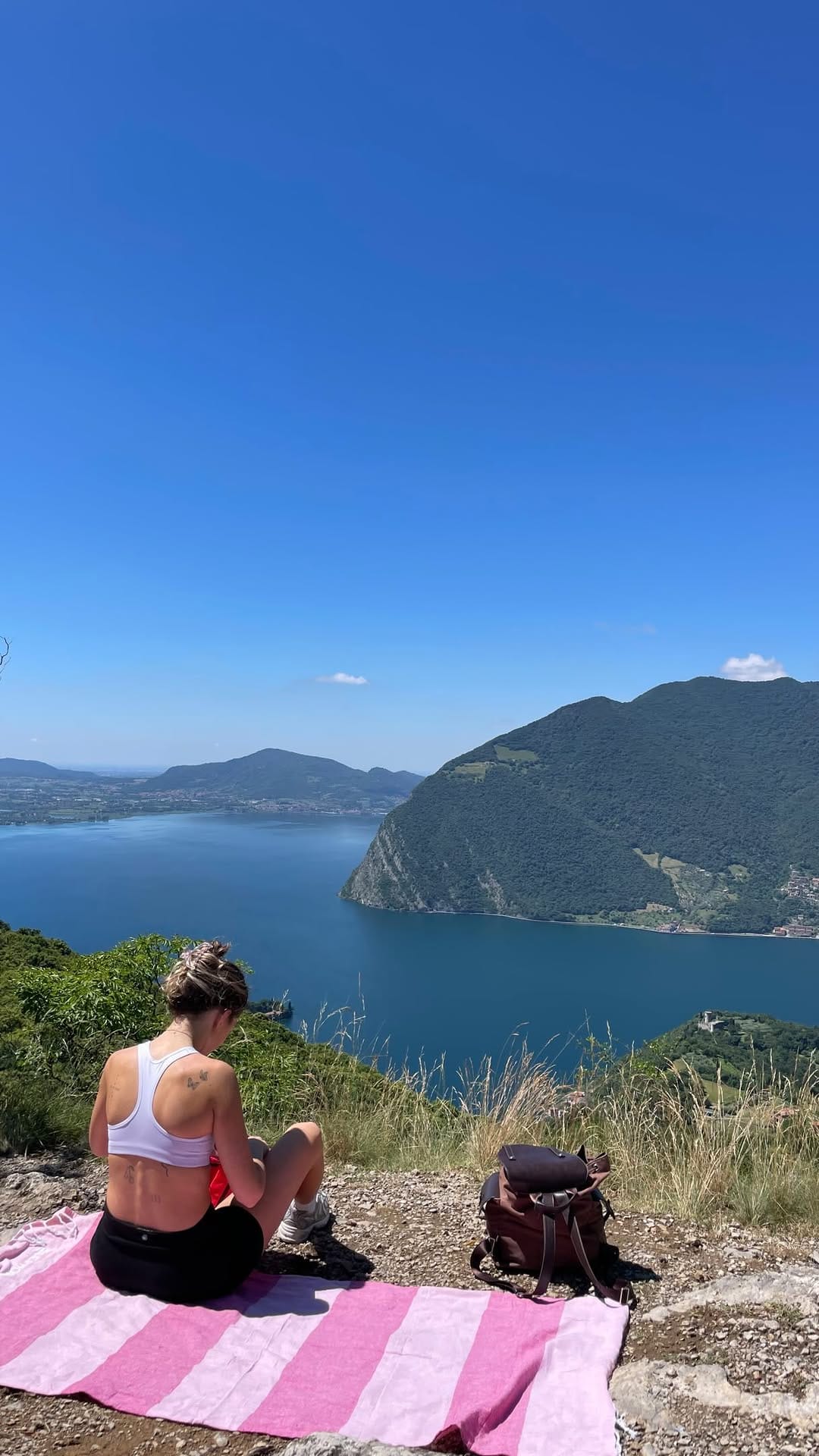Post 6 by Sara Gerardini on Instagram (video)