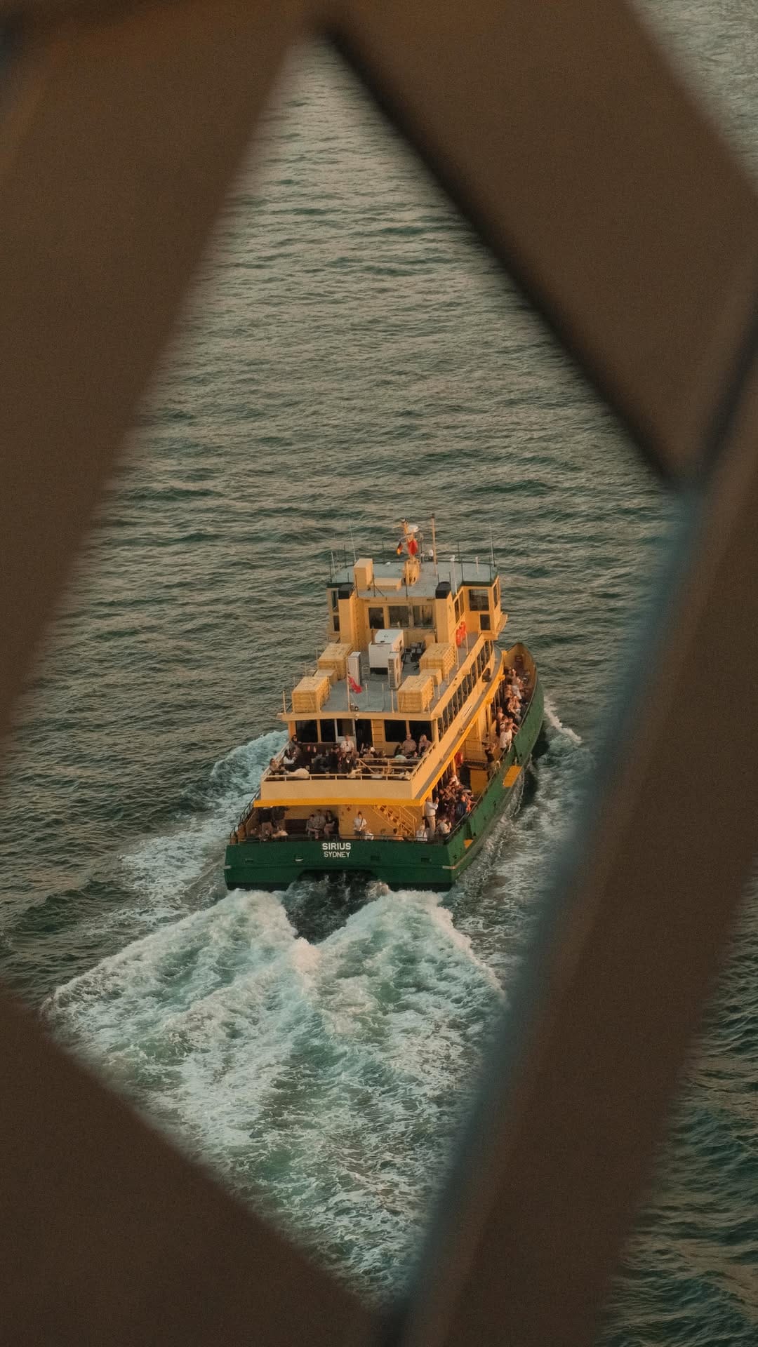 Post 9 by Chihiro | Sydney Photographer on Instagram (video)