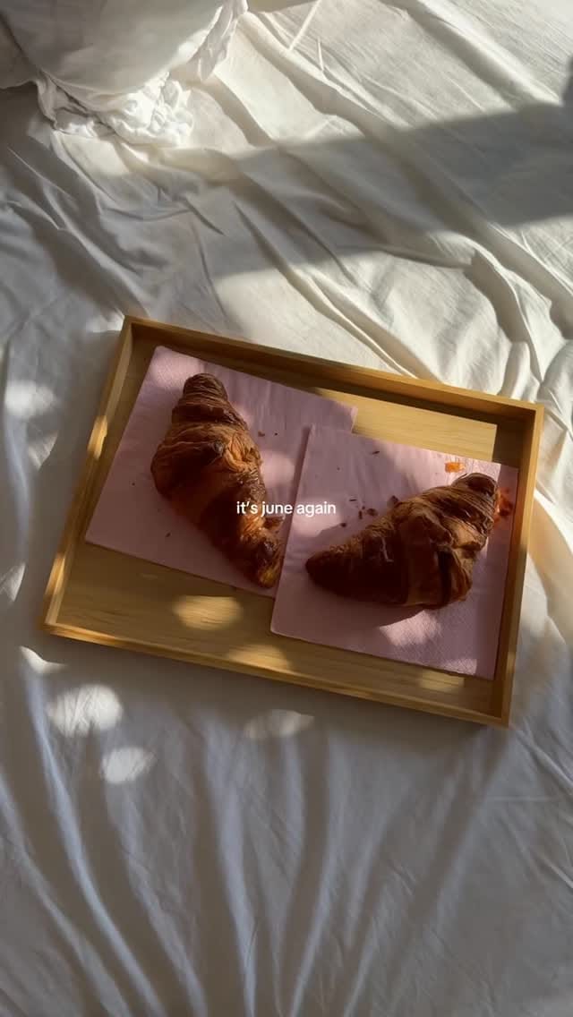 Post 4 by Sara Rhodio | content creator & ugc | Rome on Instagram (video)
