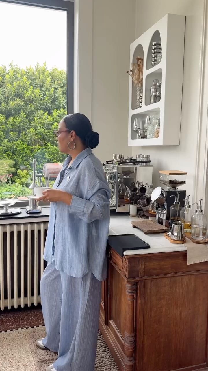 Post 9 by Rosalía Guzmán on Instagram (video)