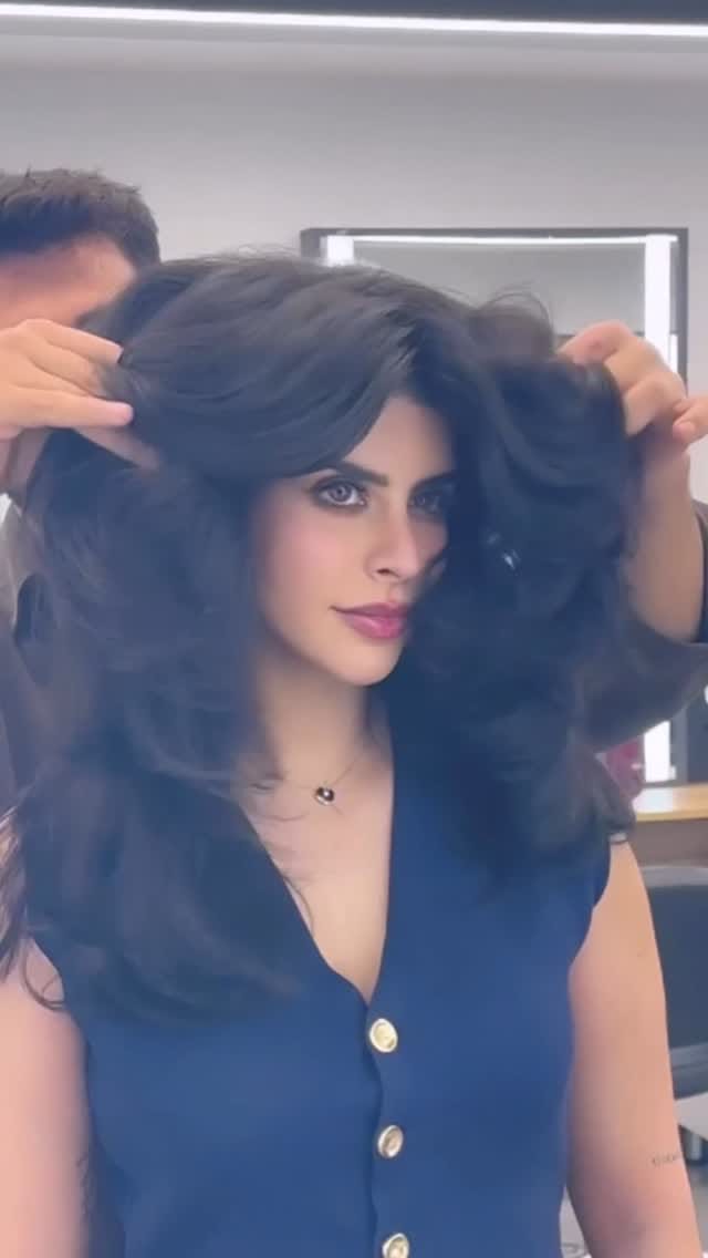 Post 7 by Hanan حنان on Instagram (video)