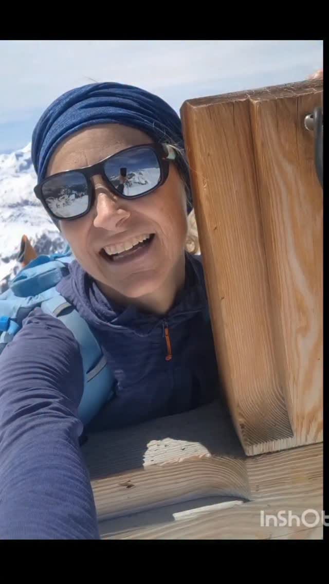Post 9 by Viviana on Instagram (video)
