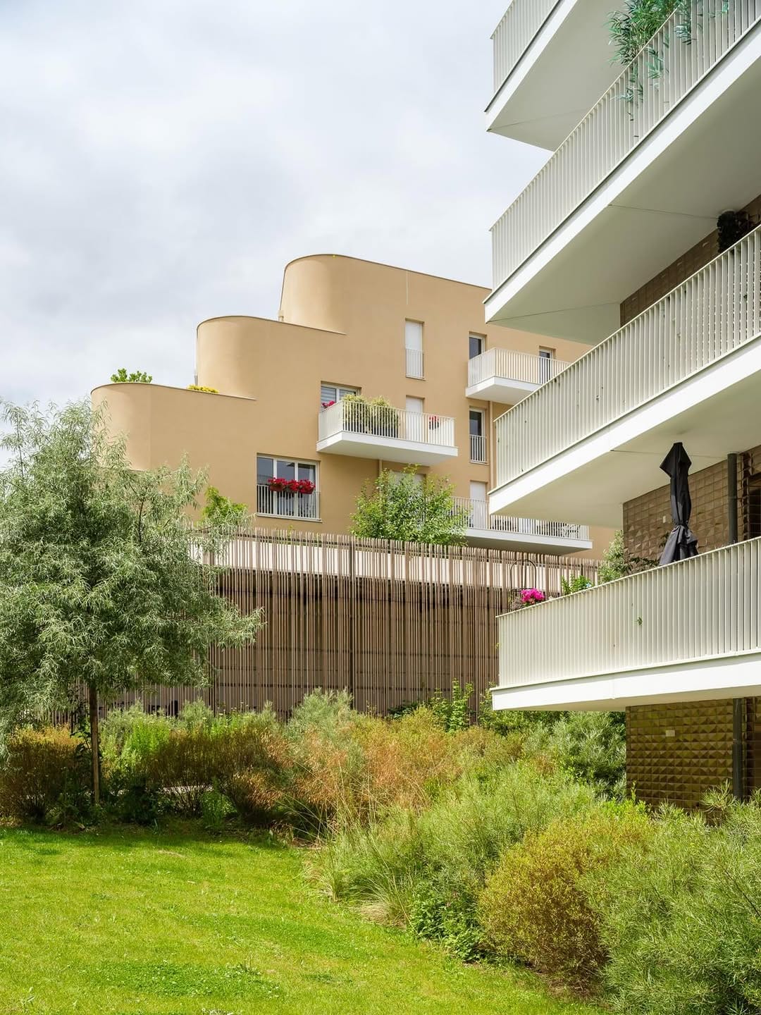 Post 8 by Atelier(s) Alfonso Femia on Instagram (image)