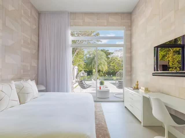 Post 2 by Maite Granda | Luxury Interiors on Instagram (video)