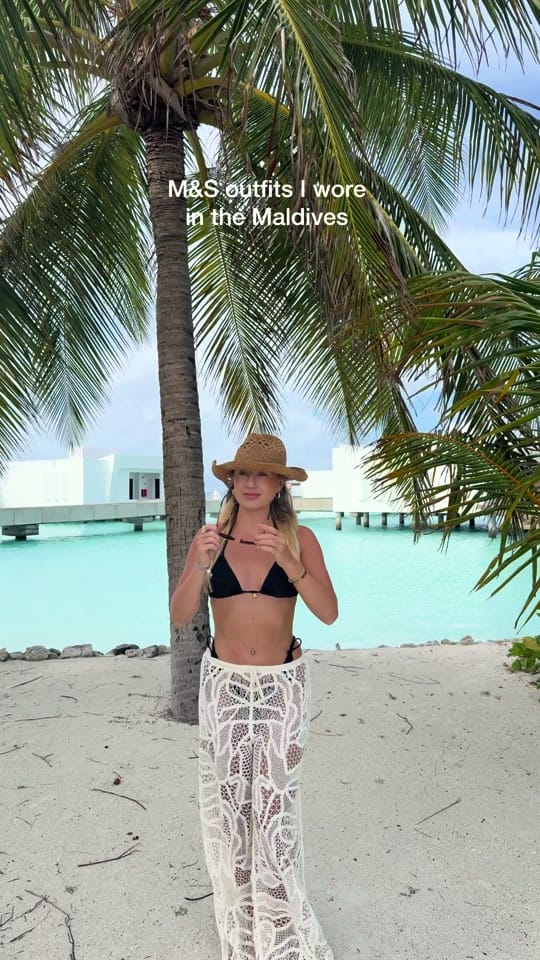 Post 7 by Emma Carter | Life in Dubai on TikTok (video)