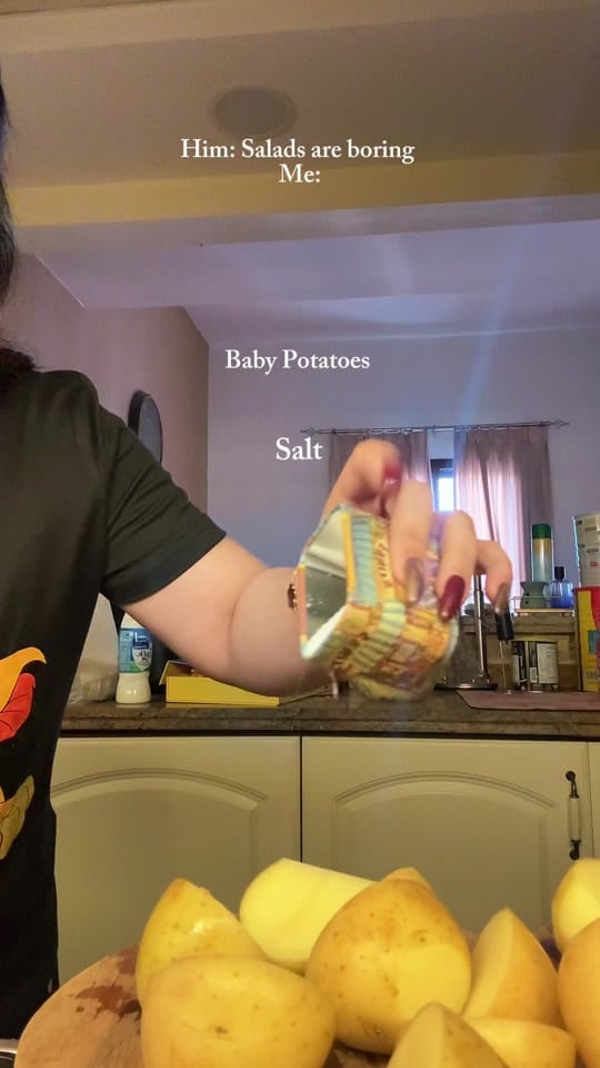 Post 6 by Ruba Yaseen on TikTok (video)