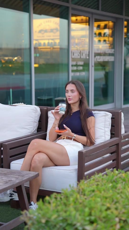 Post 4 by Arian Chari on TikTok (video)