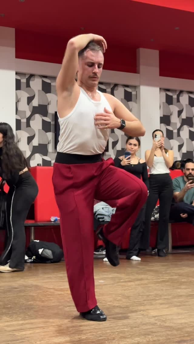 Post 8 by Nicolò Laricchia   Roots (R)evolution®️ on Instagram (video)
