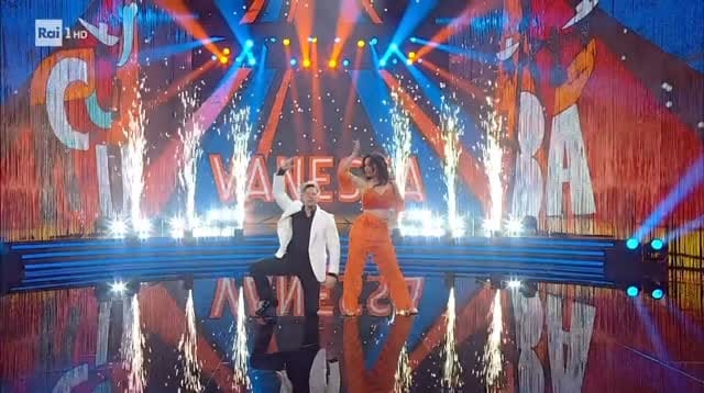Post 9 by Vanessa Lacedonia VL on Instagram (video)
