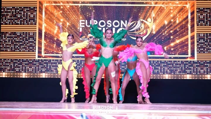 Post 10 by Vanessa Lacedonia VL on Instagram (video)