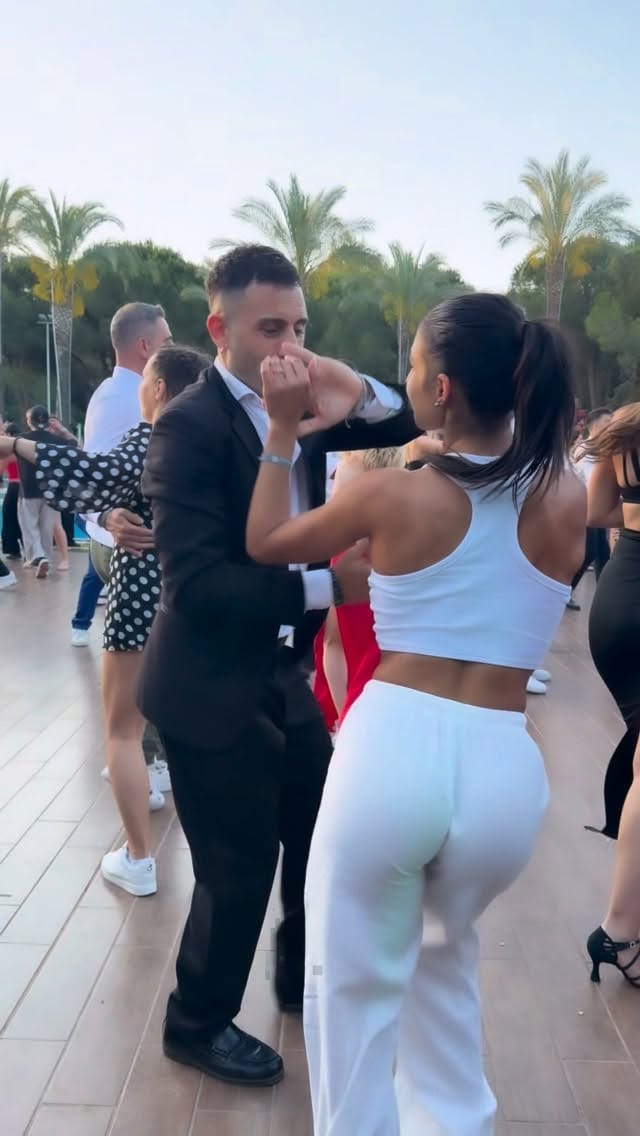 Post 6 by Luca Caldore on Instagram (video)