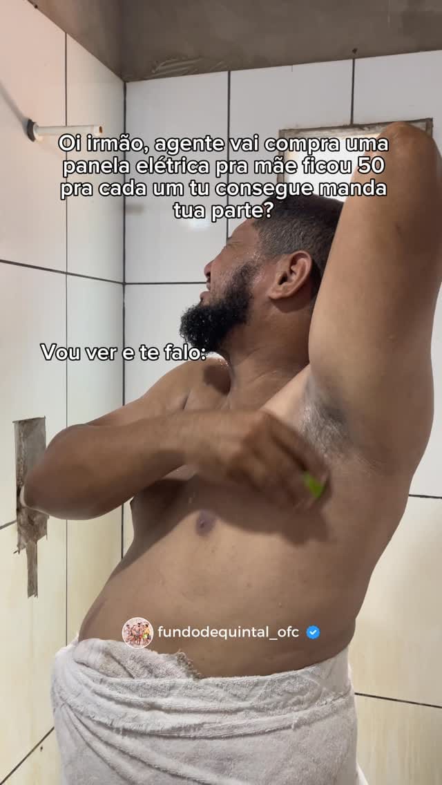 Post 5 by Fundo de Quintal OFC on Instagram (video)
