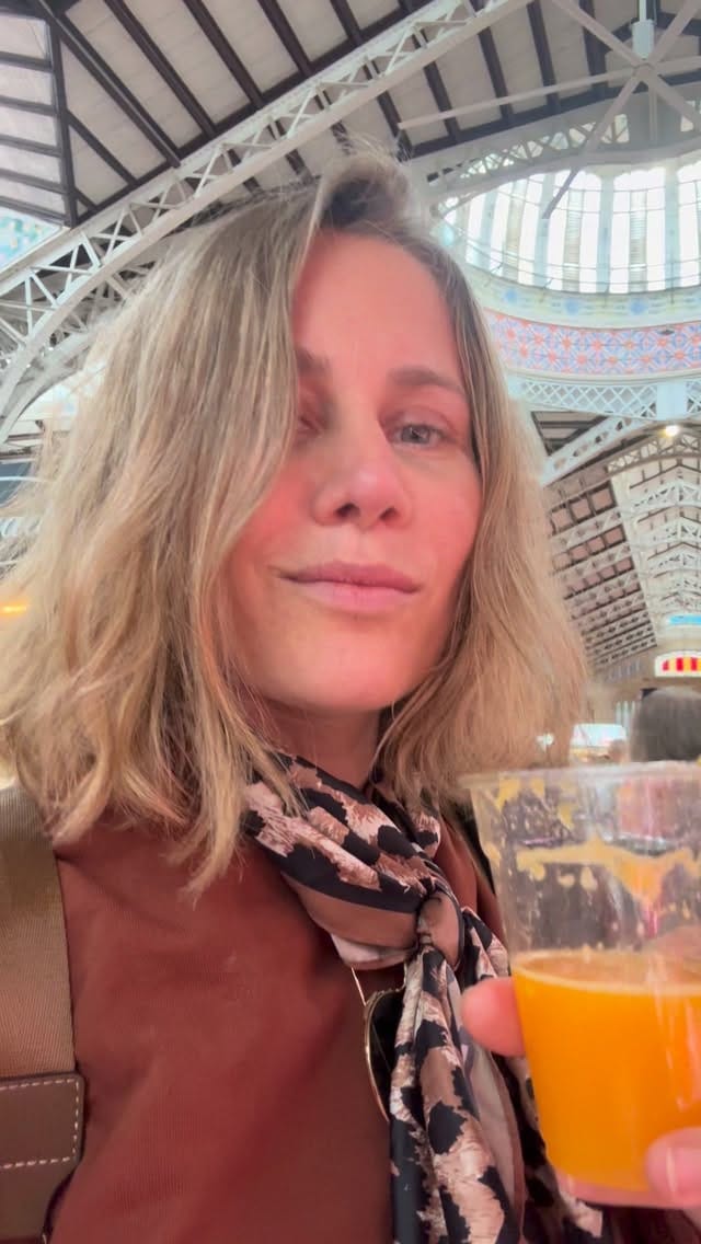 Post 6 by Lisi Linder on Instagram (video)