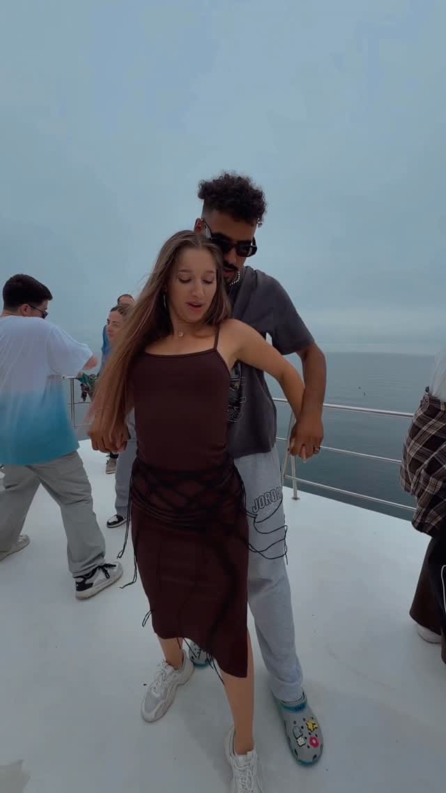 Post 3 by Valeria Rekun on Instagram (video)