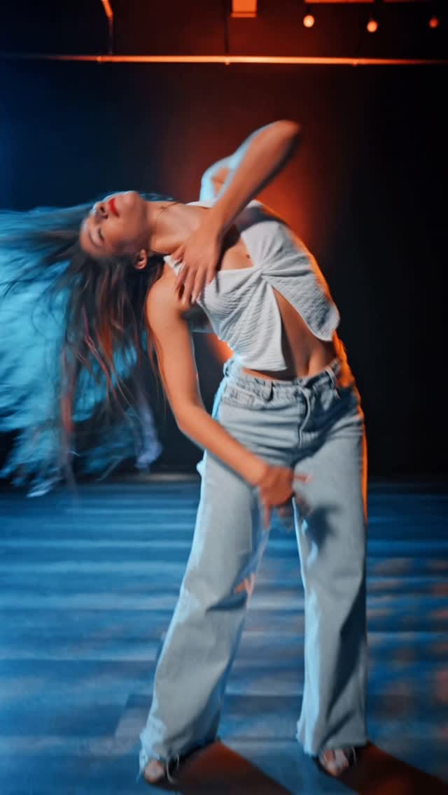 Post 5 by Valeria Rekun on Instagram (video)