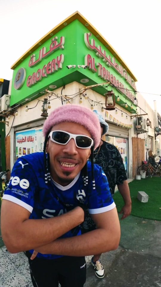 Post 4 by Tayeb Santo طيب سانتو on TikTok (video)