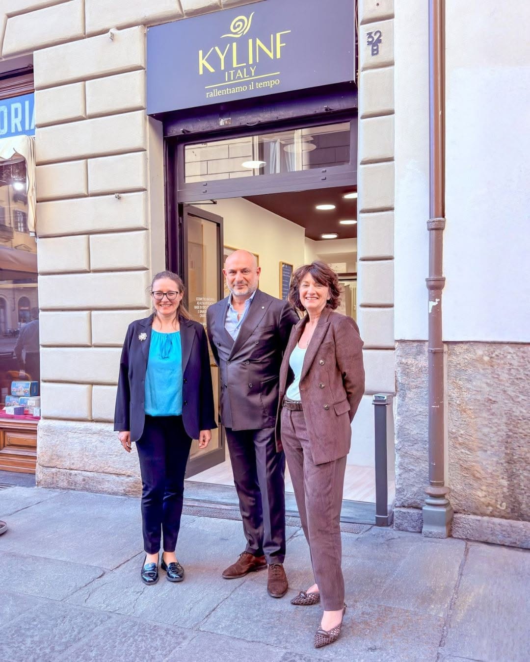 Post 2 by 𝐊𝐘𝐋𝐈𝐍𝐅 Rallentiamo il tempo on Instagram (image)