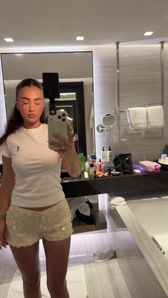 Post 3 by Rudina on TikTok (video)