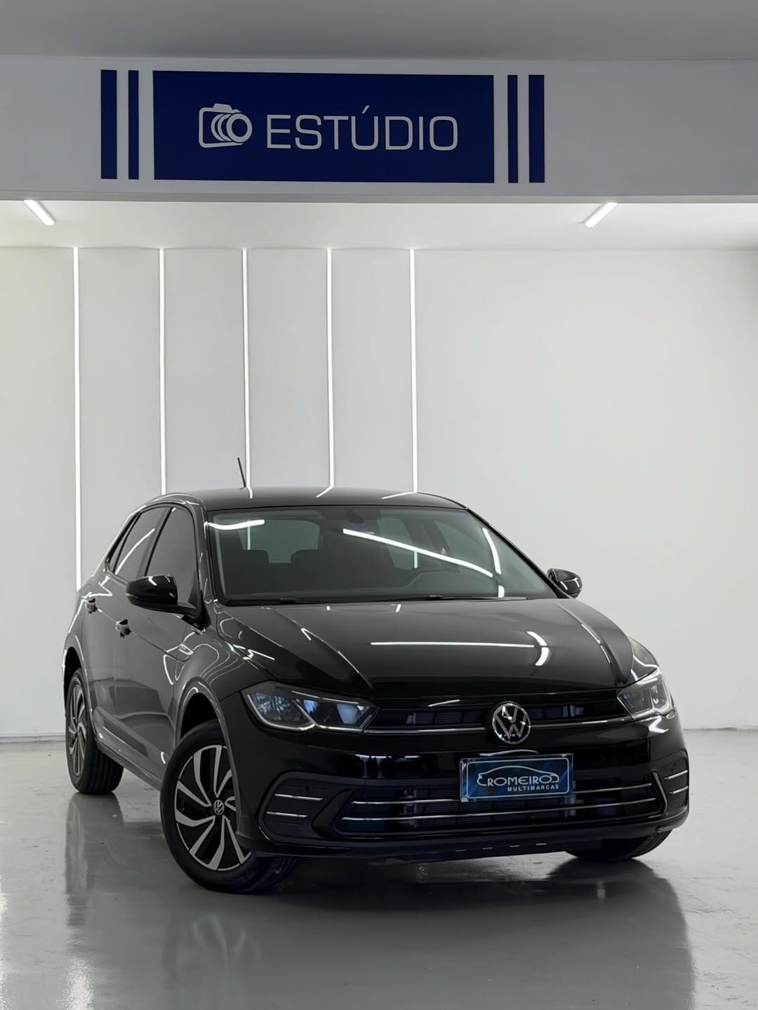 Post 6 by Àlle Romeiro | Carros Seminovos on Instagram (carousel)