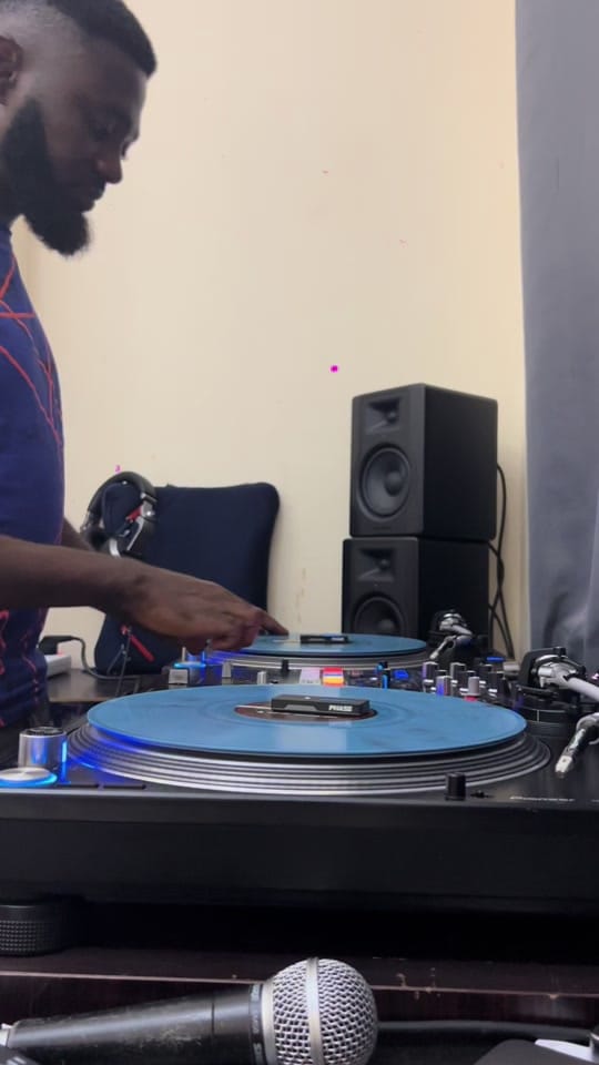 Post 6 by djsisqomix on TikTok (video)