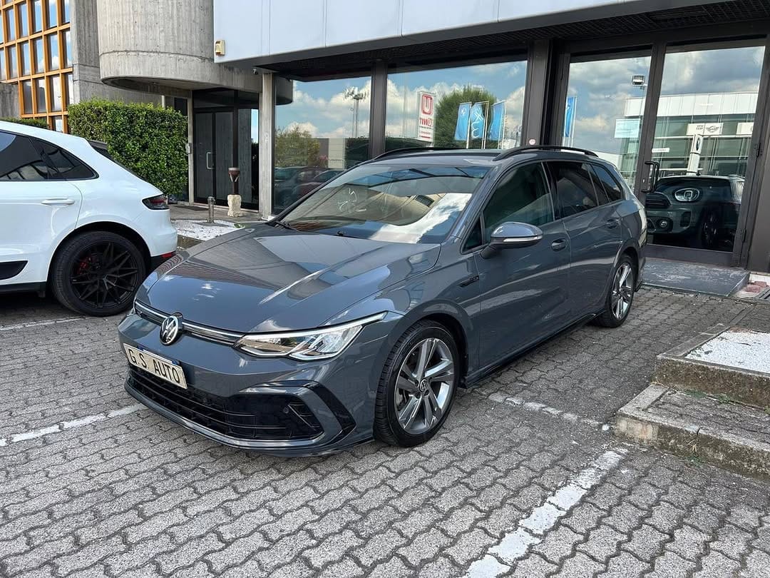Post 9 by G.S. Auto S.r.l Damaged Cars Dealer Verona on Instagram (carousel)