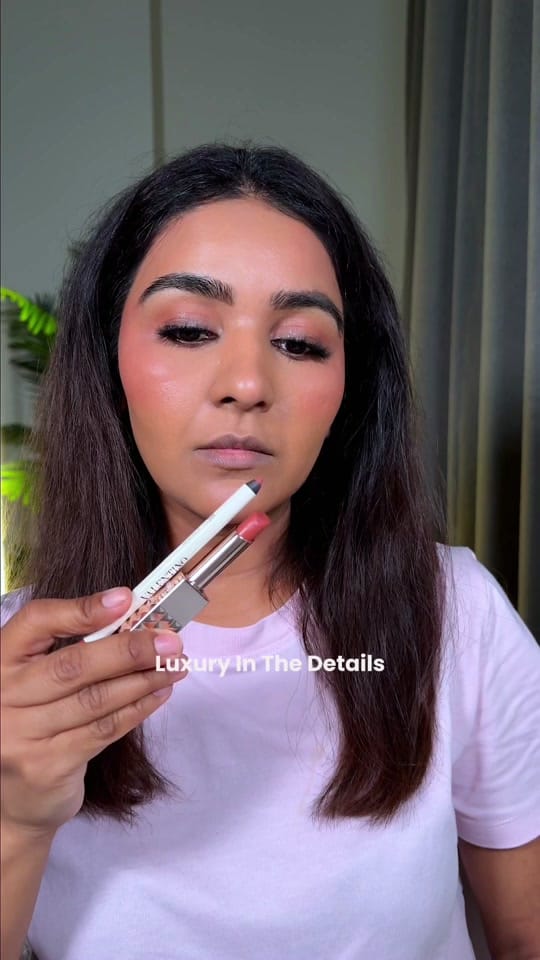 Post 1 by Urvi jagda on TikTok (video)