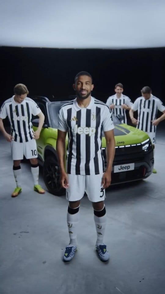Post 3 by Jeep Europe on Instagram (video)