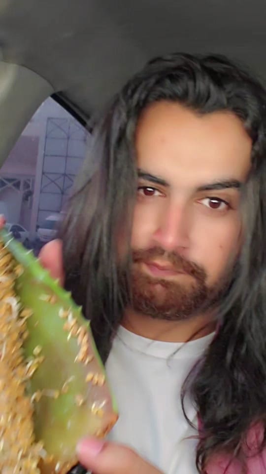 Post 10 by Hamza Art on TikTok (video)