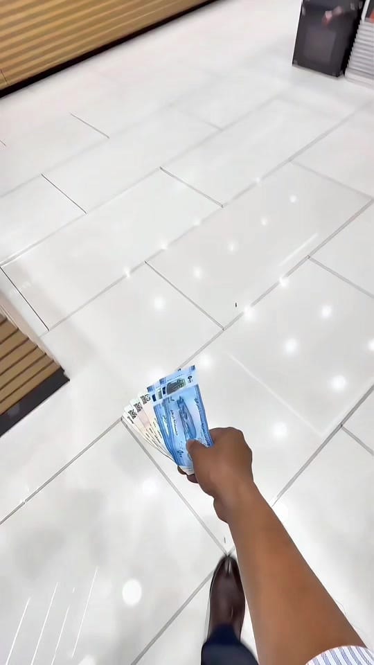 Post 1 by Your Travel Mate Tech on TikTok (video)
