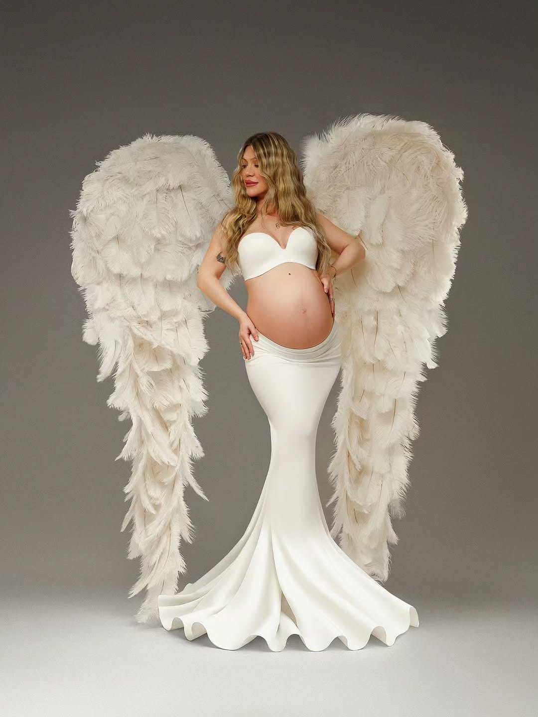 Post 7 by Mihaela Mocanasu | Maternity & Family Photographer London on Instagram (carousel)