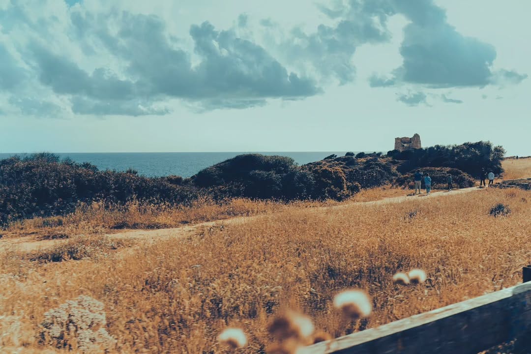 Post 4 by Stefano De Laurenzis on Instagram (image)