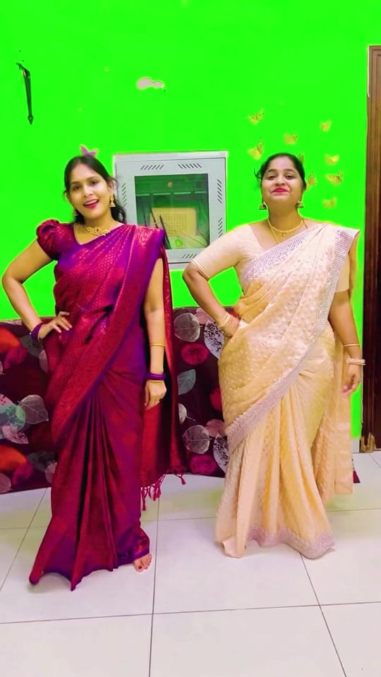Post 4 by Pr¡ya Thava$elvan💕👨‍👩‍👧‍👦 on TikTok (video)
