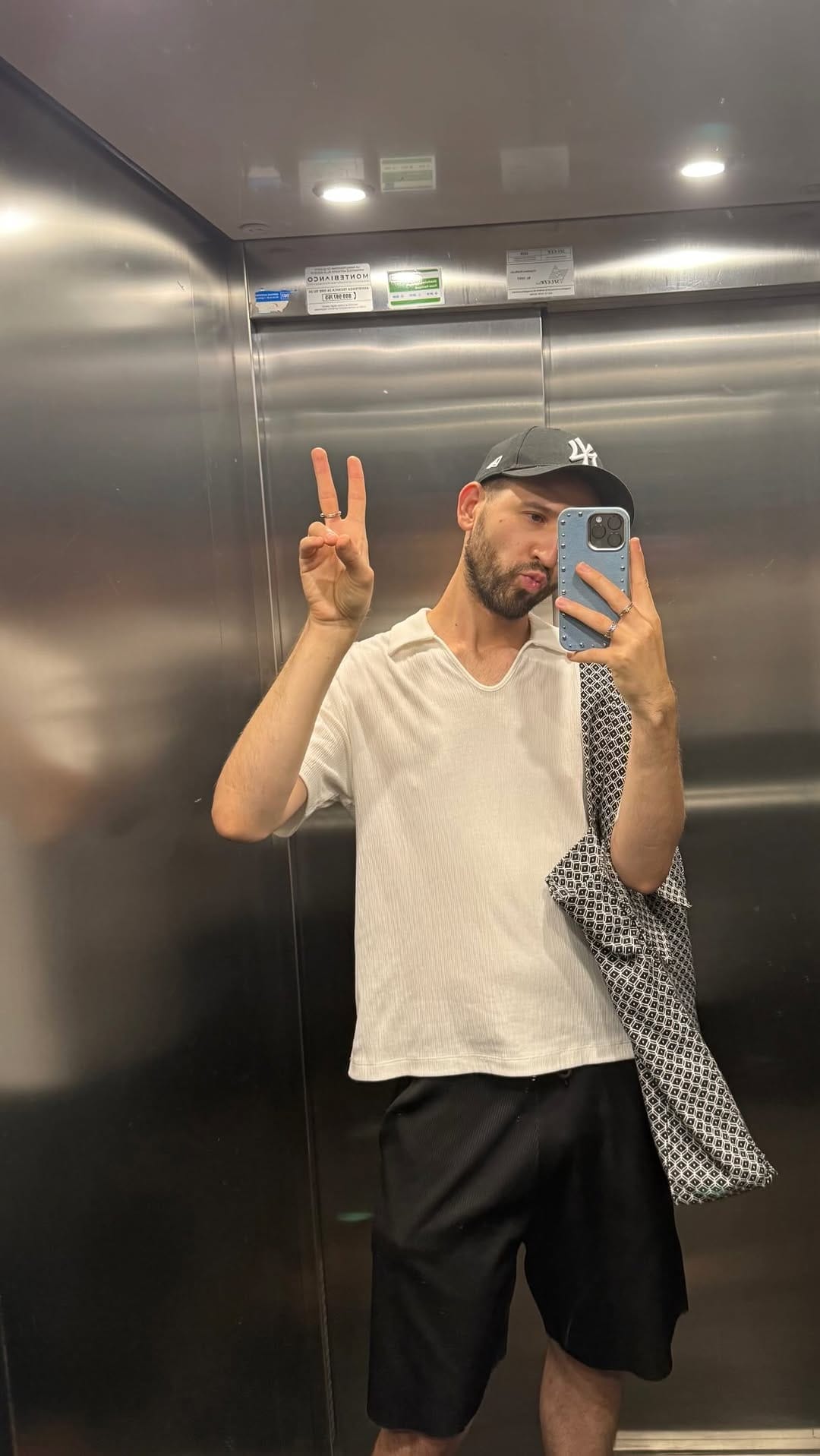 Post 1 by Samuel Krajča on Instagram (video)