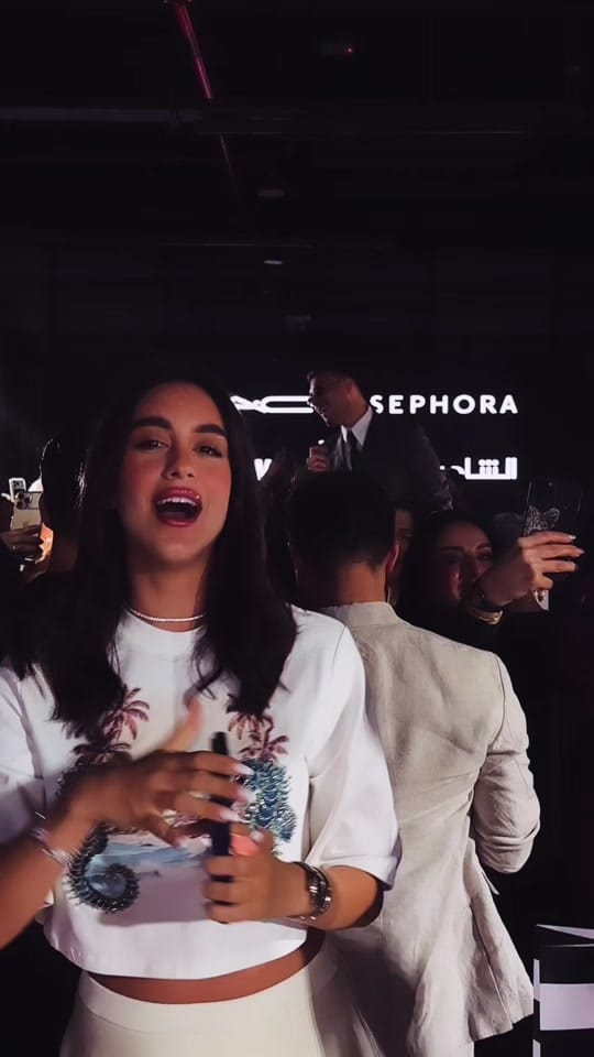 Post 9 by Reina Bitar 👑 on TikTok (video)