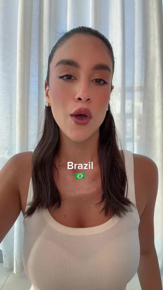 Post 2 by Reina Bitar 👑 on TikTok (video)