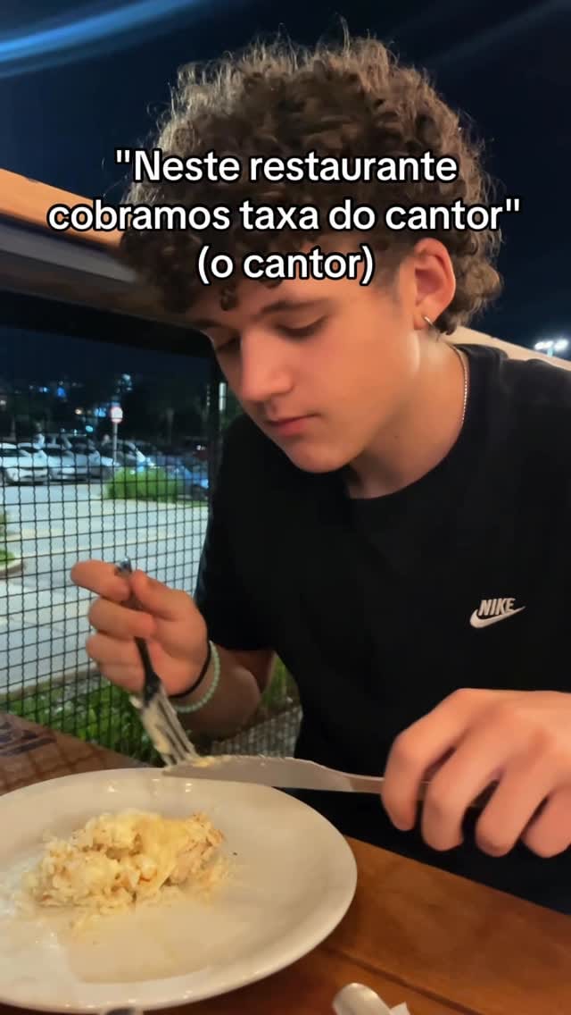 Post 4 by Gabriel Miller on Instagram (video)