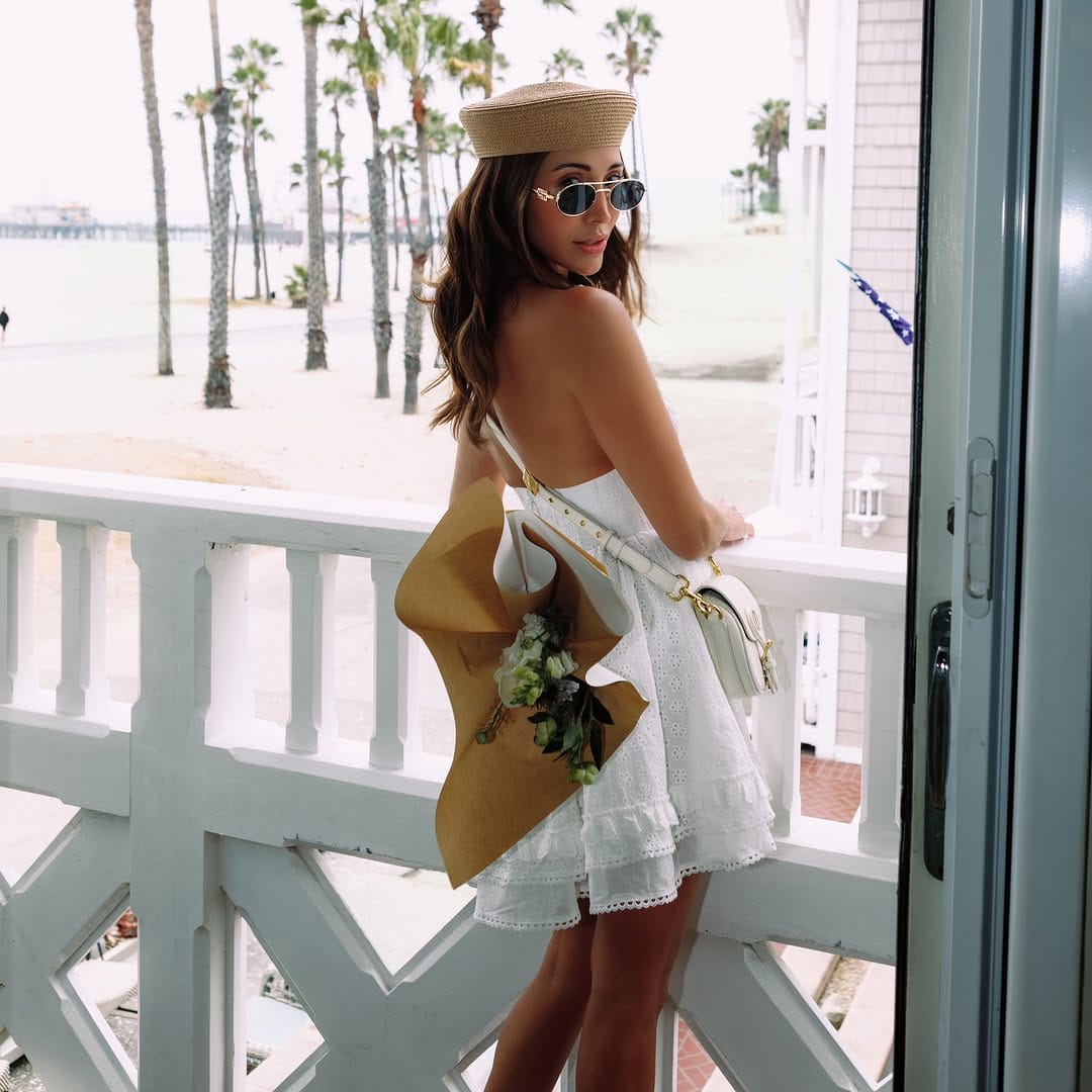 Post 4 by Fernanda Romero on Instagram (carousel)