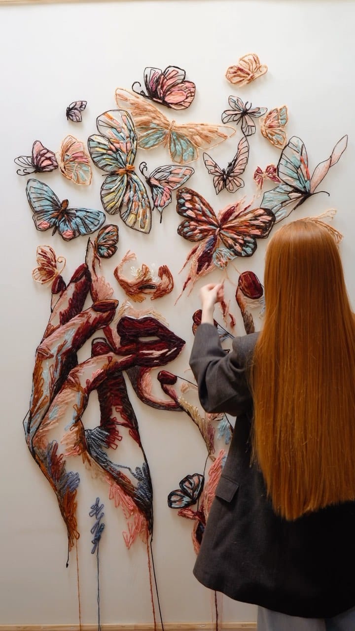Post 10 by Embroidery on tulle on Instagram (video)