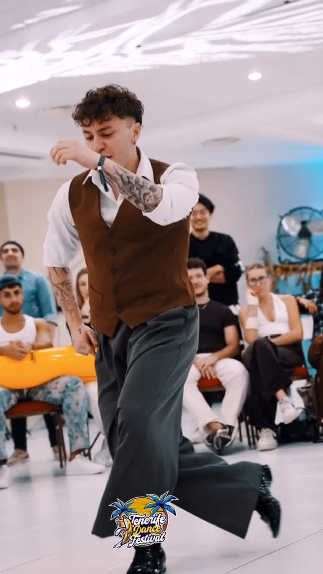 Post 5 by NICOLÓ 🪽 on Instagram (video)