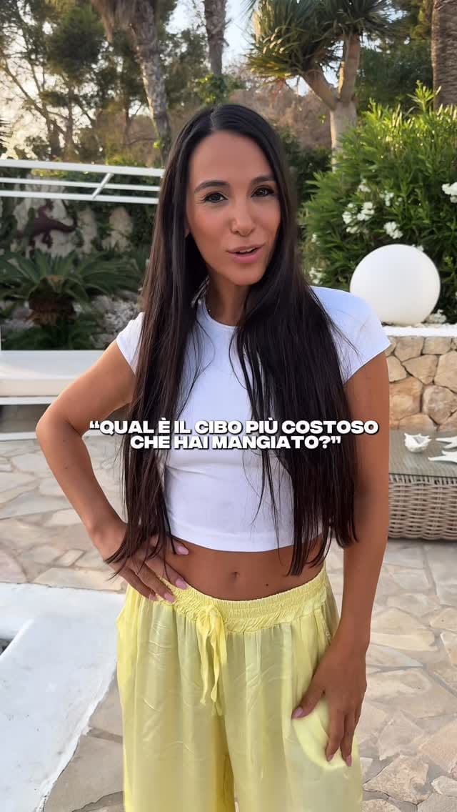Post 2 by Federica D'Amore on Instagram (video)