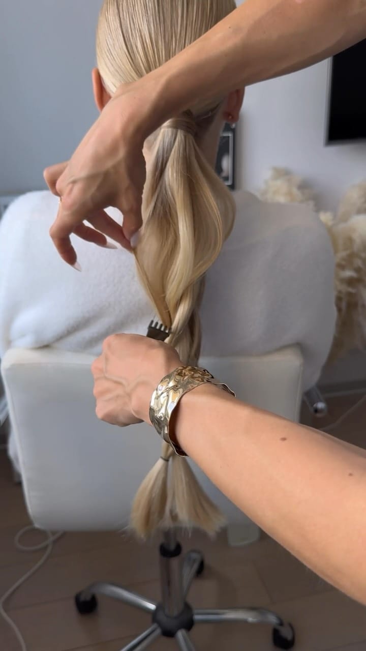 Post 1 by Uliana Ivanova on Instagram (video)